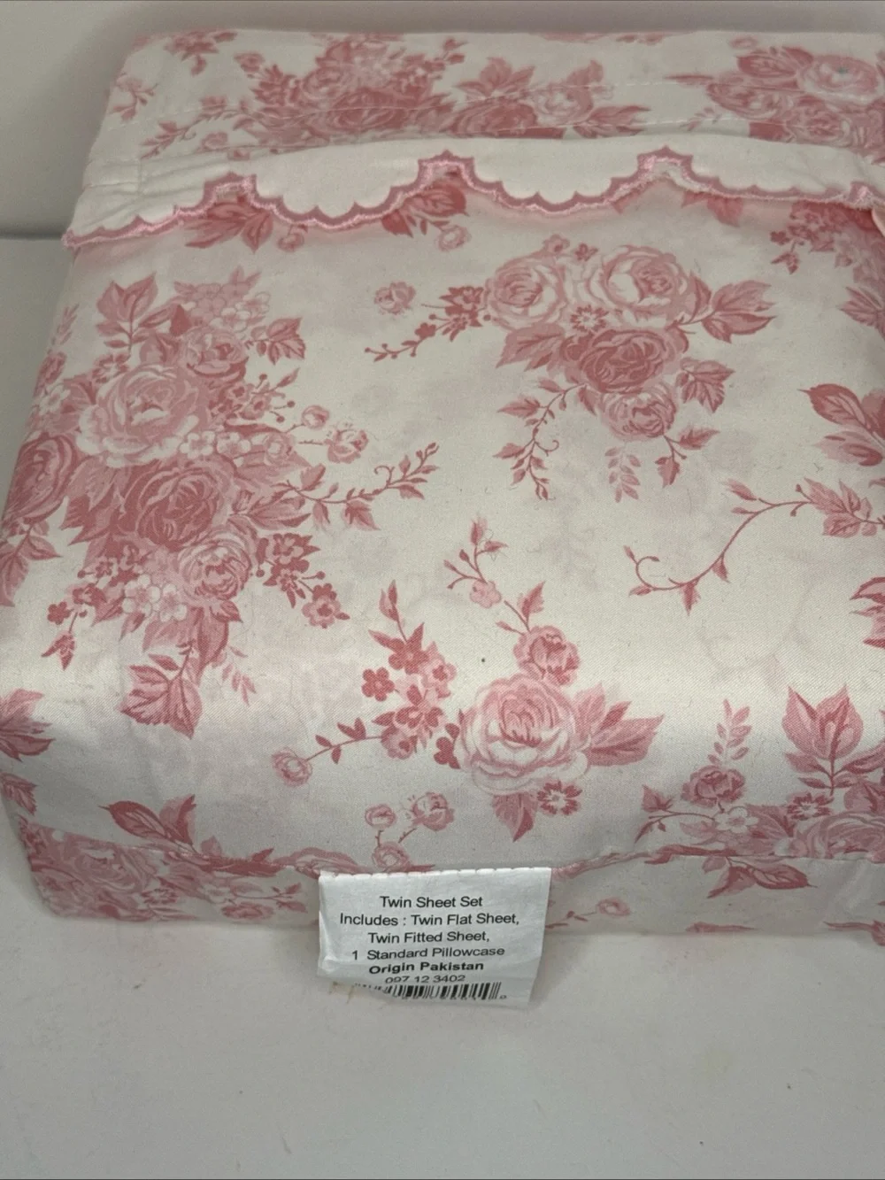 Classic Pink Floral Pillowcase Set - White and Pink